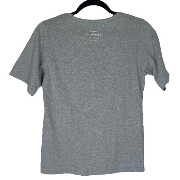 💙 3 for $12 Korean AB Irreplaceable Graphic Scoop Neck Gray Short Sleeve Tee - Picture 2 of 8